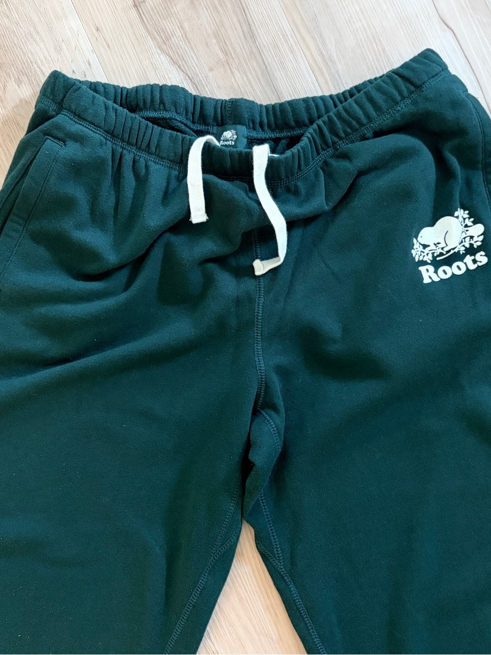 Roots Canada Green Sweatpants- Medium